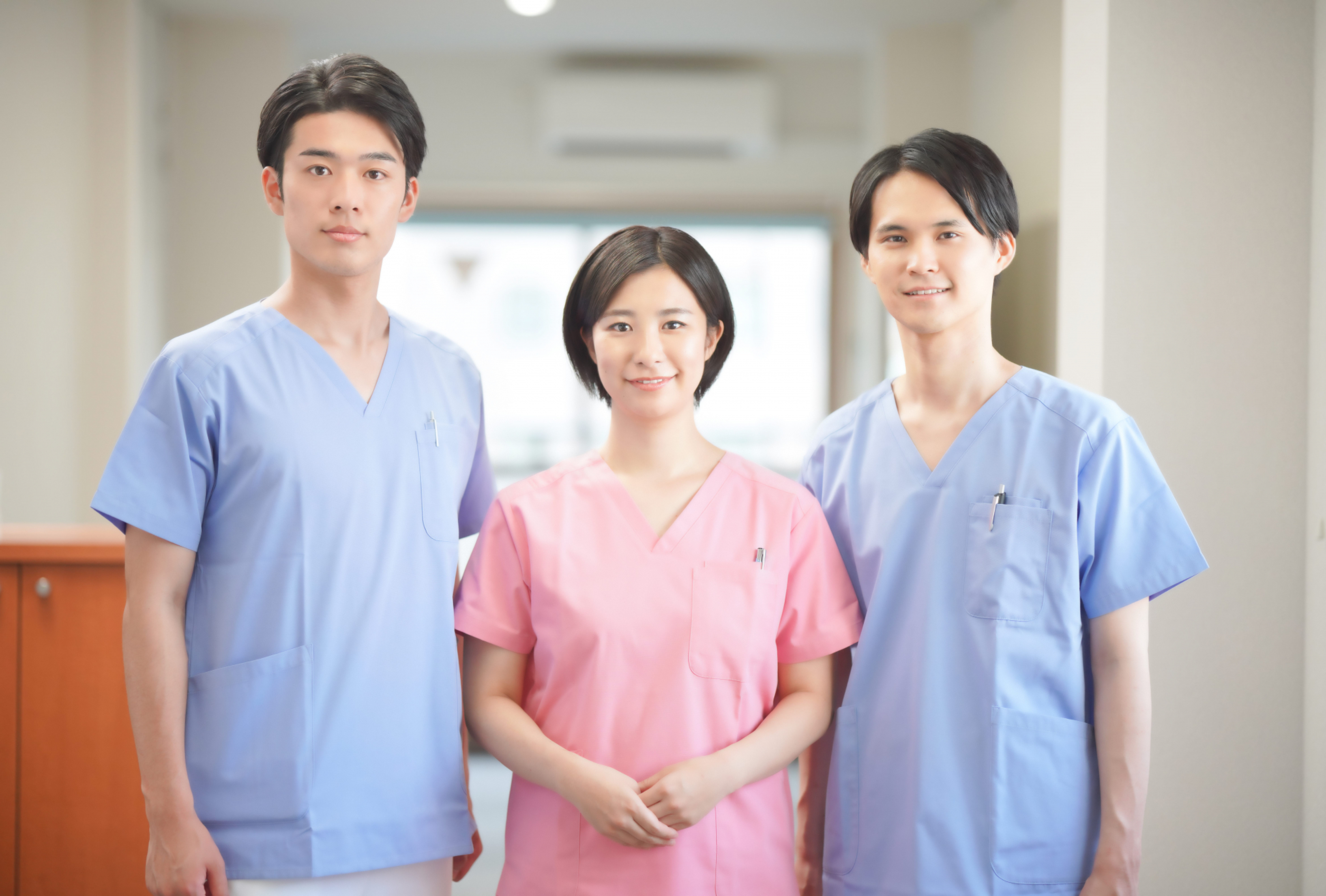看護師の3人の写真